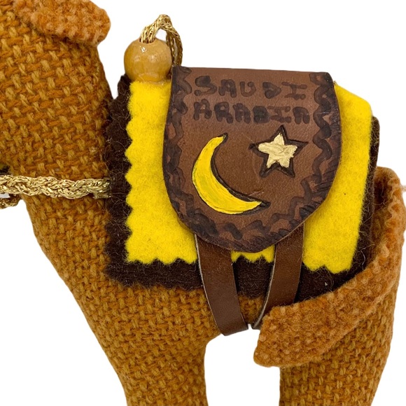 Vintage Plush Camel Christmas Holiday Ornaments Saudi Arabia Bundle of 3 - Picture 4 of 8